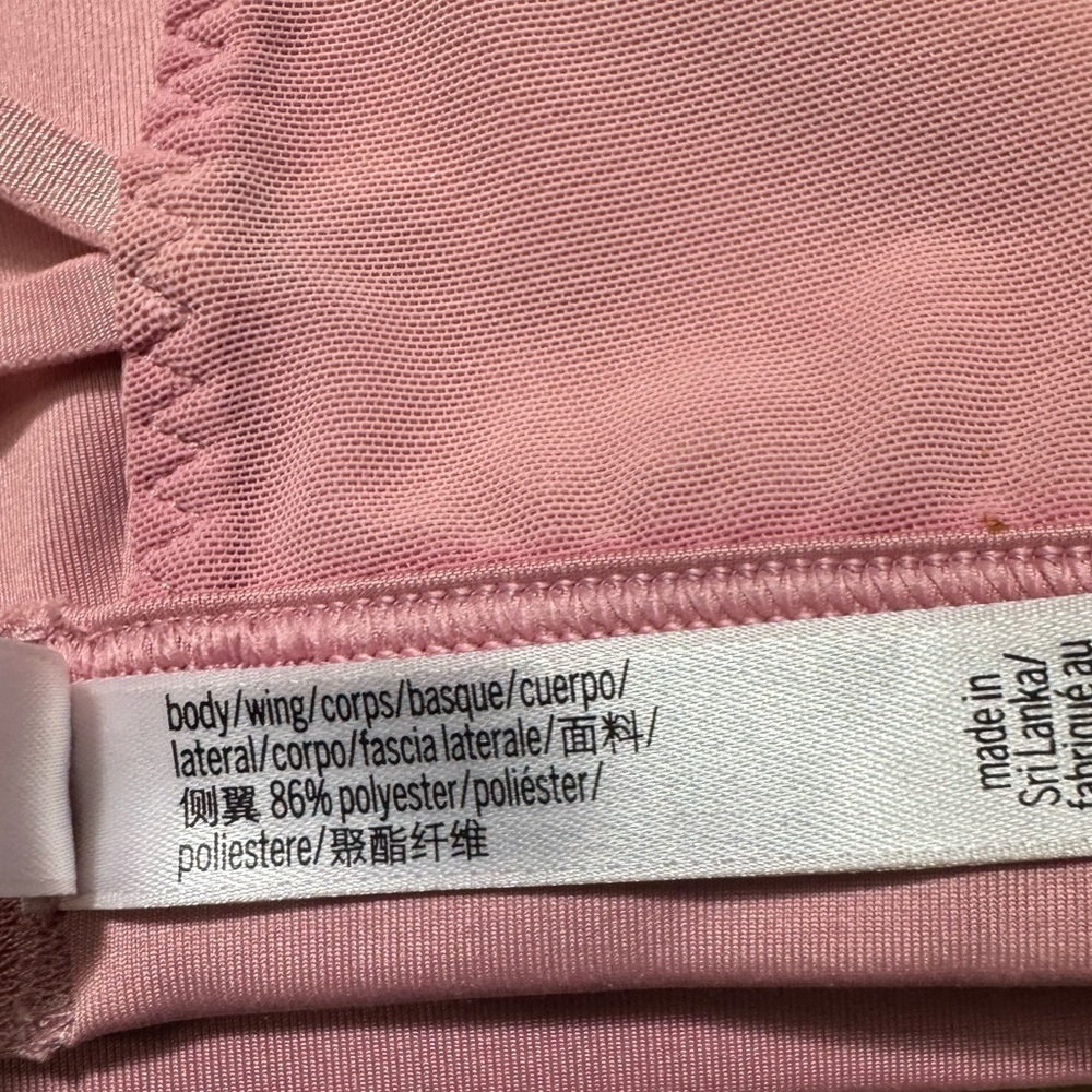 Victoria Sport Ballet Pink Size Medium Strappy Sports Bra - Picture 12 of 14